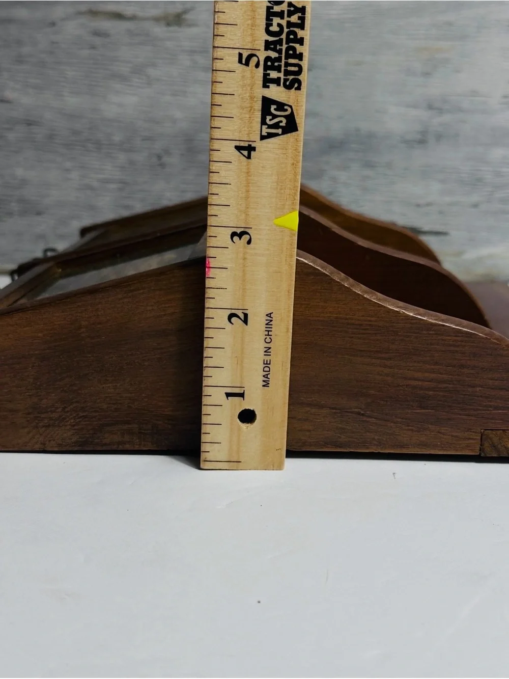 Vintage 1970s wooden wall mail / key holder organizer mfg by Gailstyn-Sutton.